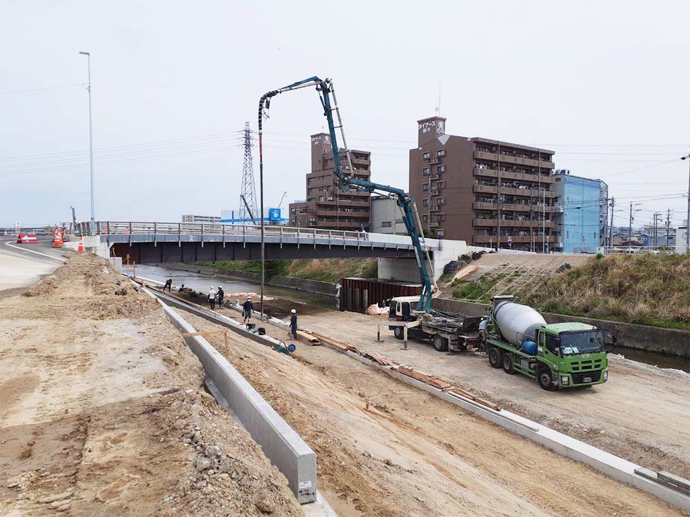 床上浸水対策特別緊急工事(19号工)(ICT指定)八田川