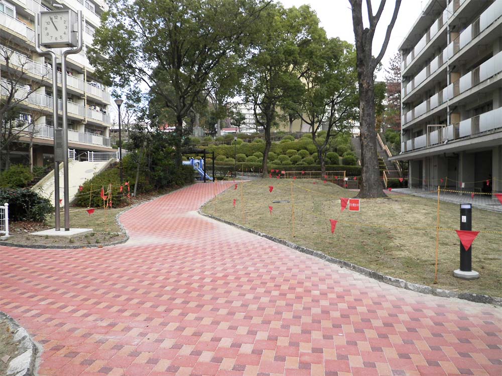岩成台西他1団地土木修繕工事